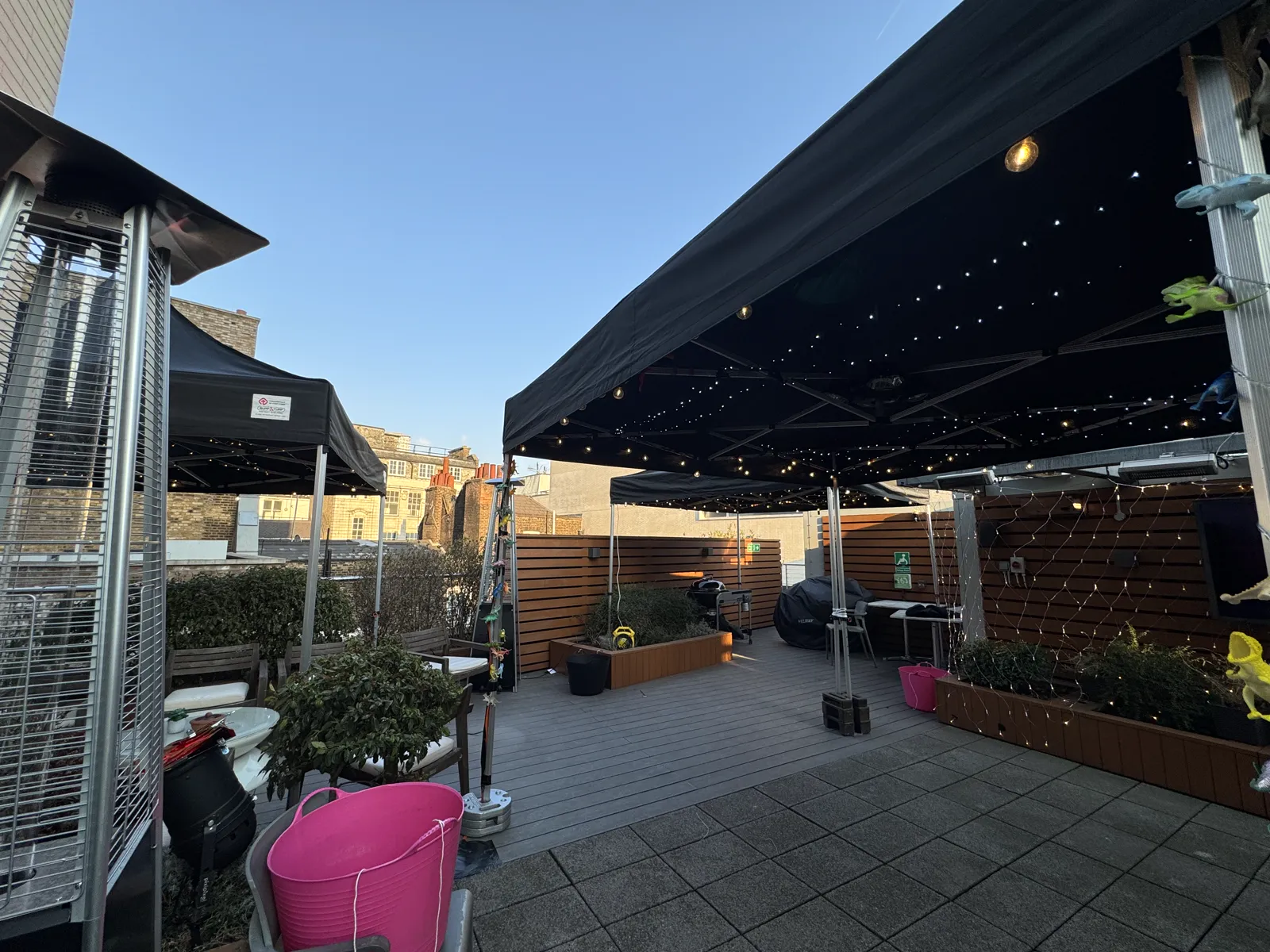 Gazebo hire set up